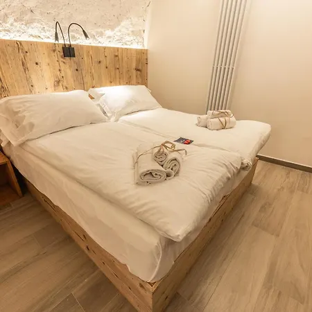 Regia Wellness, Con Sauna E Vasca Idromassaggio