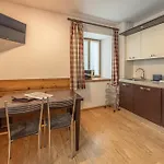Апартаменты Regia Wellness, Con Sauna E Vasca Idromassaggio Водо-Кадоре
