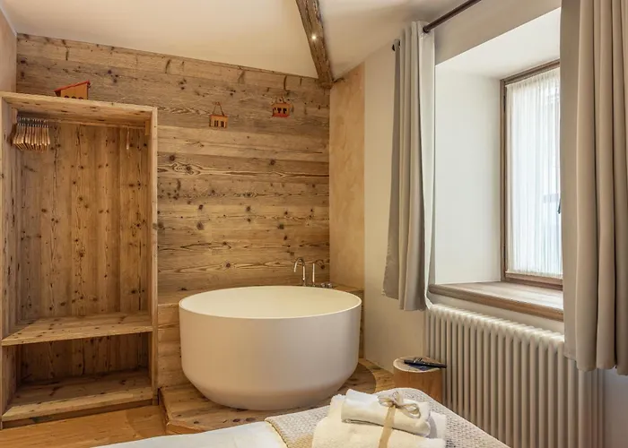 Regia Wellness, Con Sauna E Vasca Idromassaggio Appartement *
