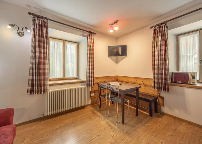 Regia Wellness, Con Sauna E Vasca Idromassaggio Appartement *